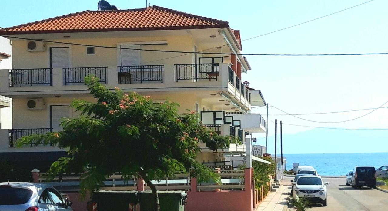 Apartmenthotel Sithon Сарти Екстериор снимка