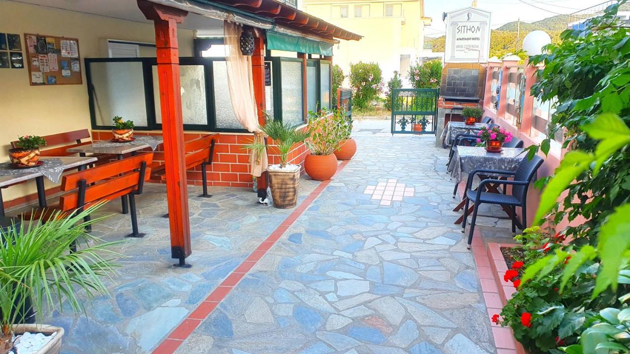 Apartmenthotel Sithon Сарти Екстериор снимка