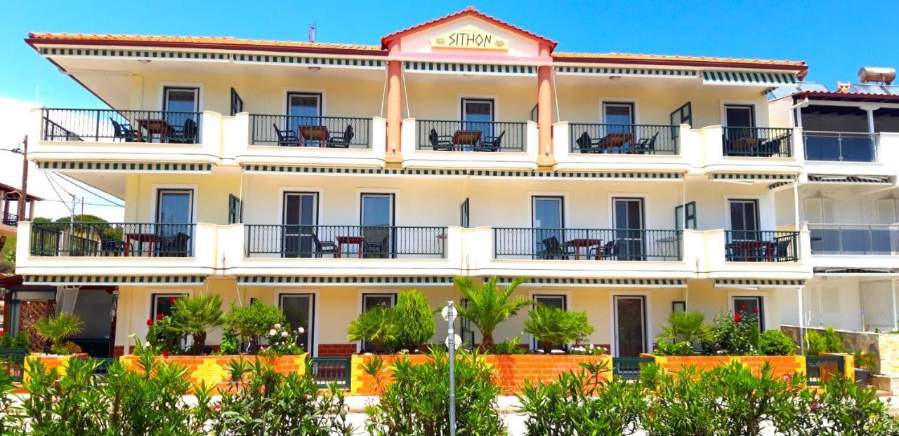 Apartmenthotel Sithon Сарти Екстериор снимка